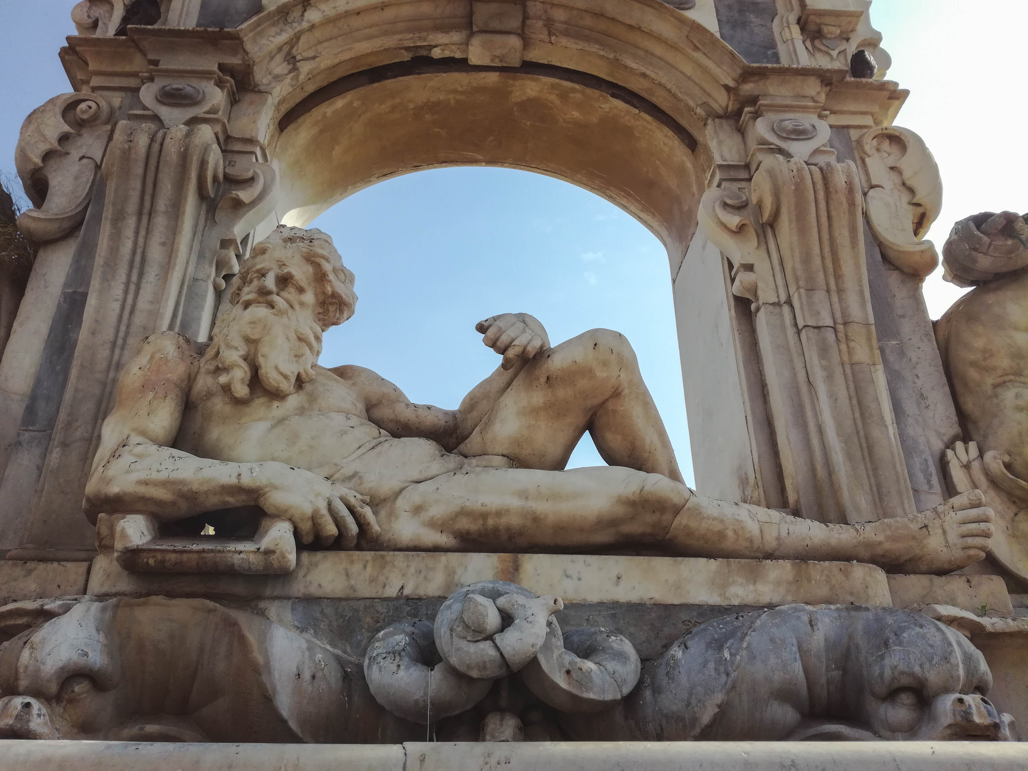 Naples | La fontaine de Sébeto - Napoli | Secret World Trip Planner