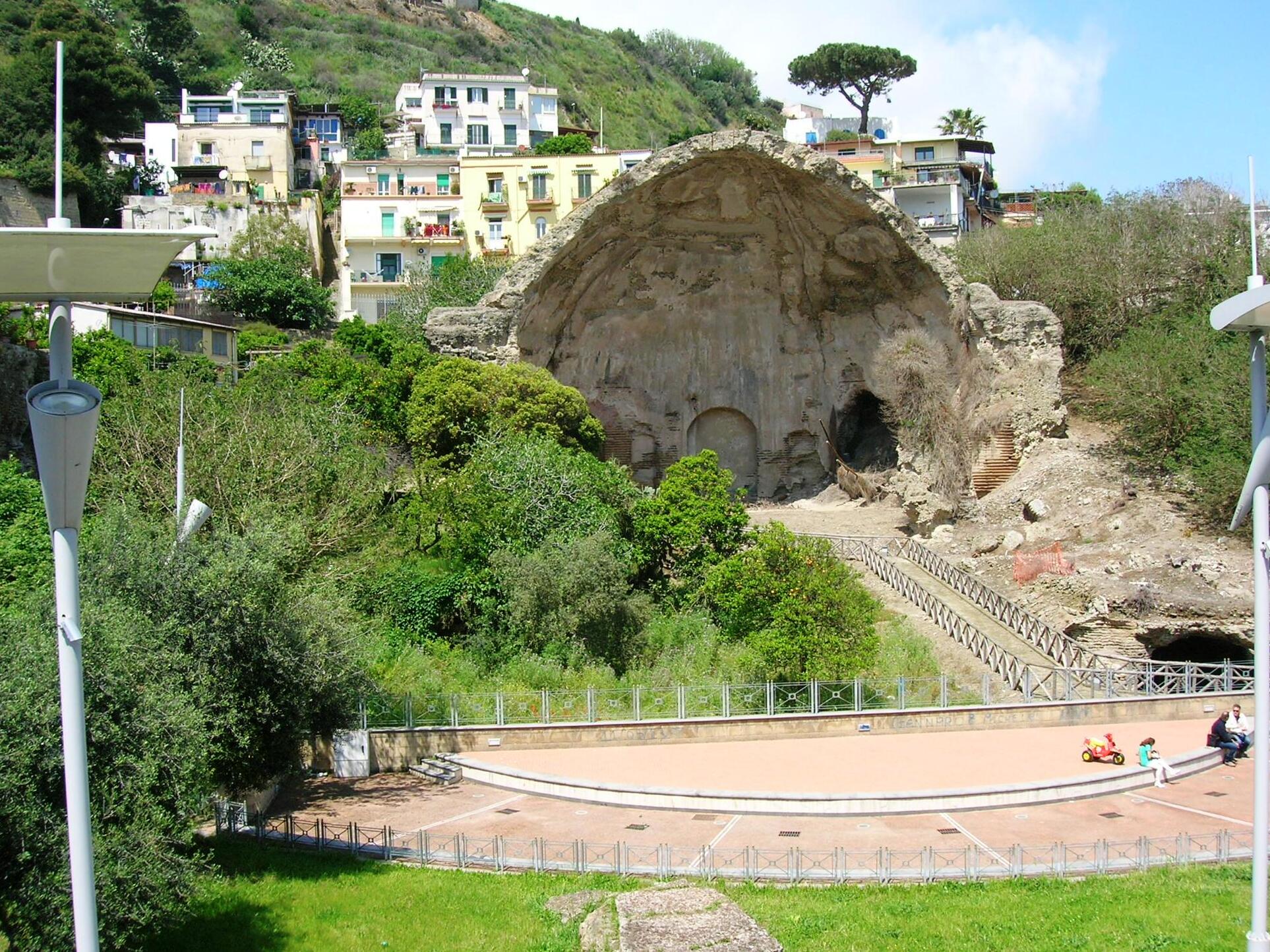 Temple de Diane - Baie - Bacoli | Secret World Trip Planner