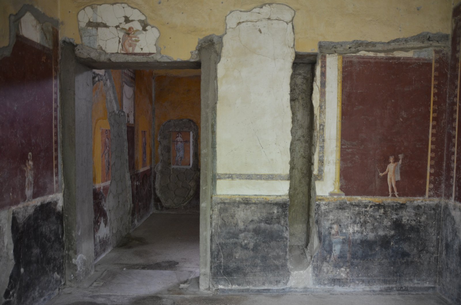 Archäologische Ausgrabungen in Stabiae : Villa Ariadne - Castellammare di Stabia | Secret World Trip Planner