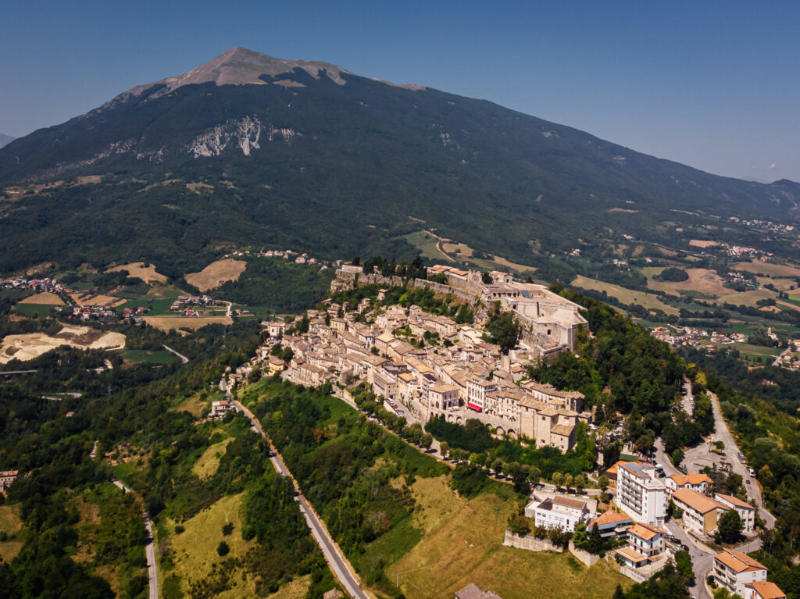 Крепость Чивителла-дель-Тронто - Civitella del Tronto | Secret World Trip Planner