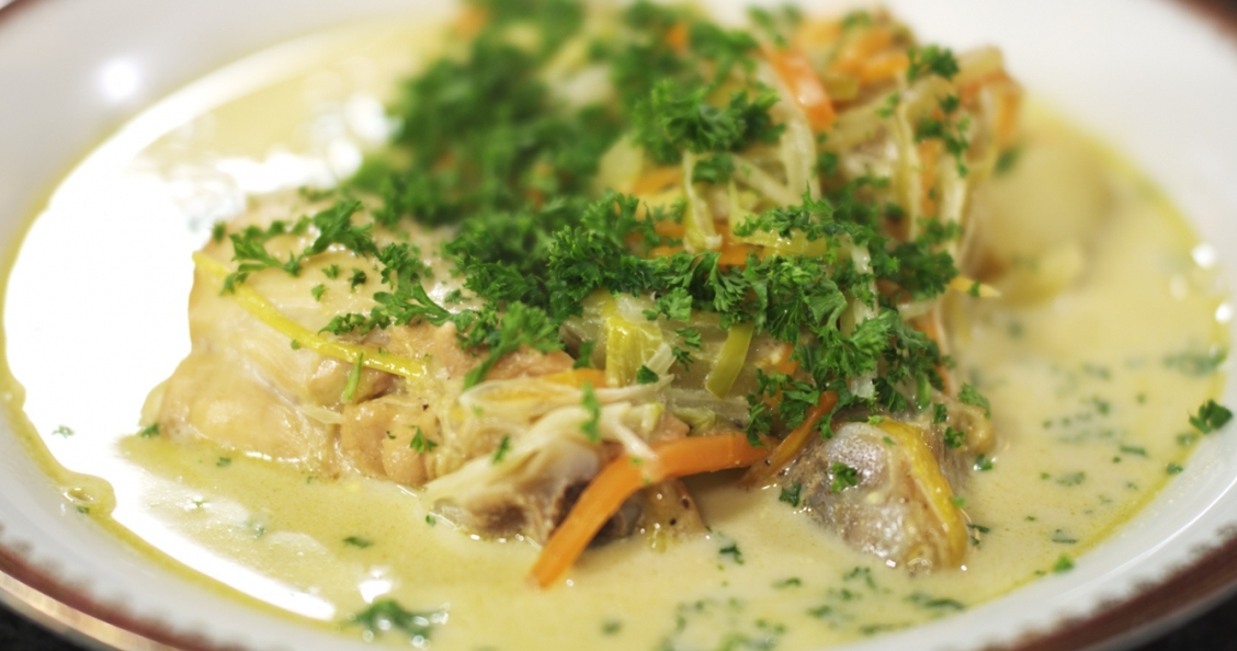 Gentse Waterzooi est un ragoût qui ressemble à une soupe — Gand