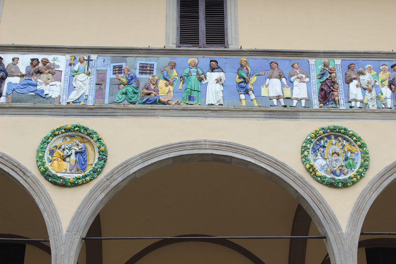 Робіянскі Фрыз бальніцы штаму  - Pistoia | Secret World Trip Planner