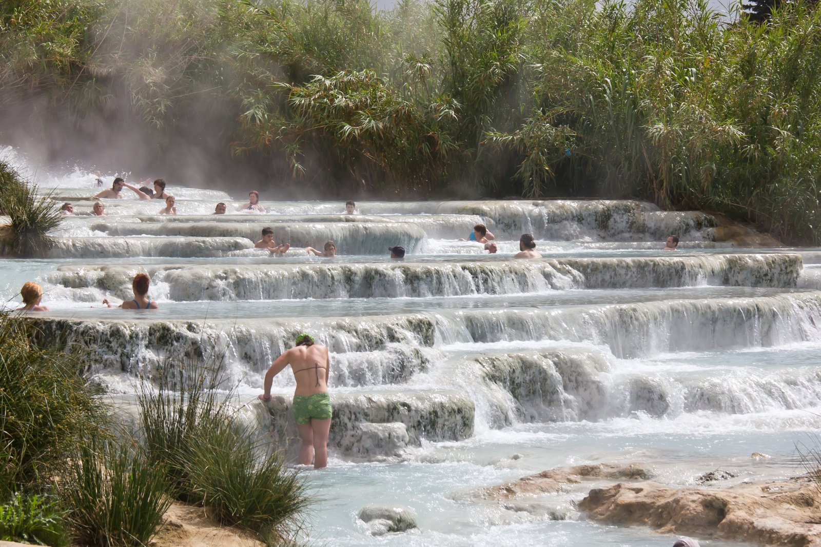 Saturnia değirmeninin Şelaleleri - Via della Follonata | Secret World Trip Planner