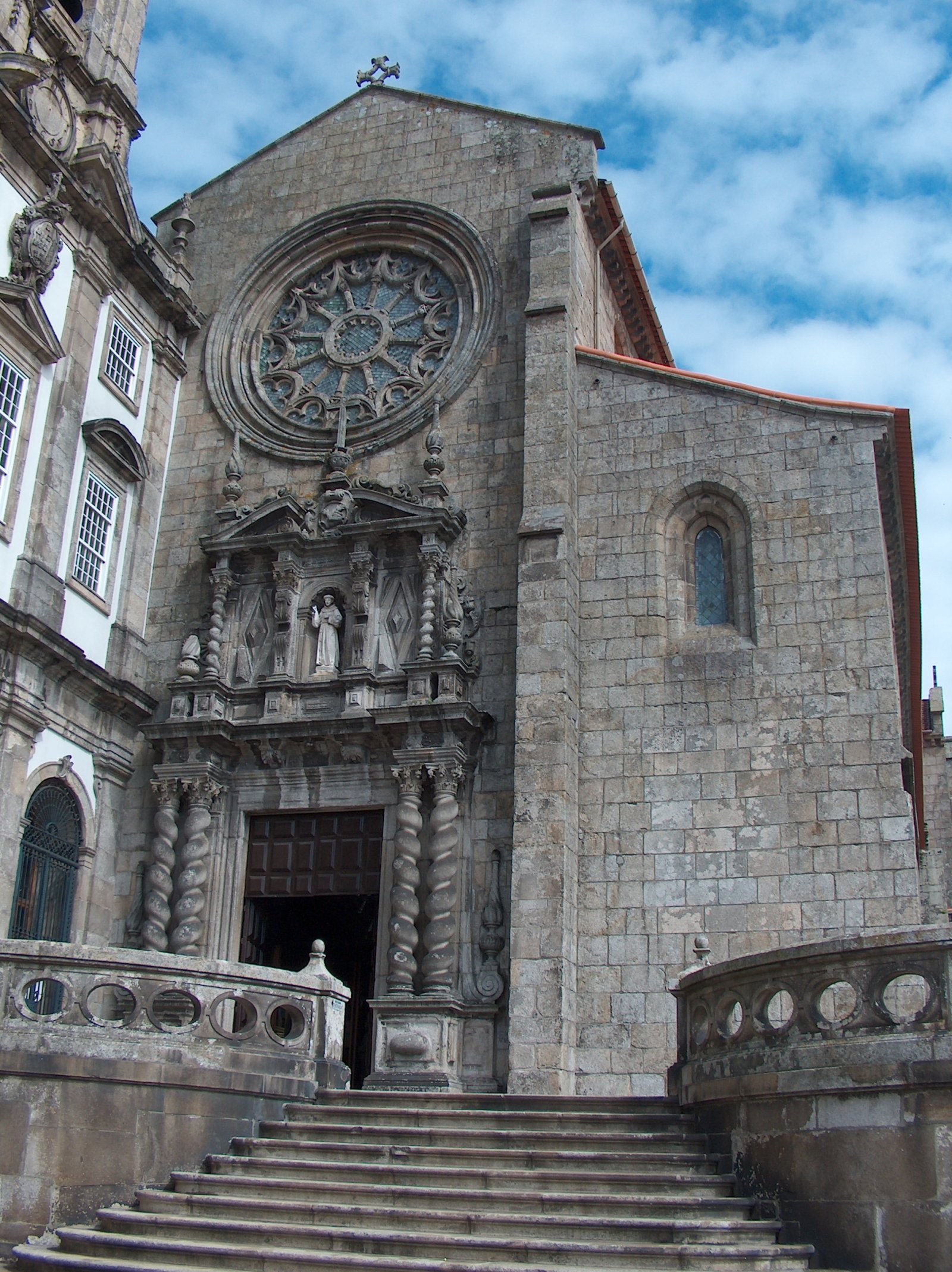 Église de São Francisco - Porto | Secret World Trip Planner