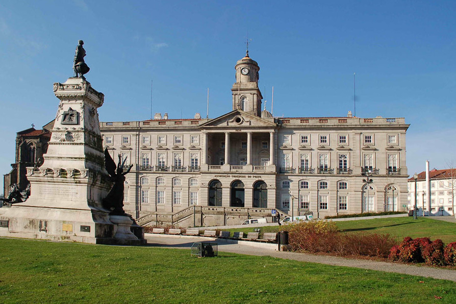 Le Palácio da Bolsa est l'ancienne bourse de Porto - Porto | Secret World Trip Planner
