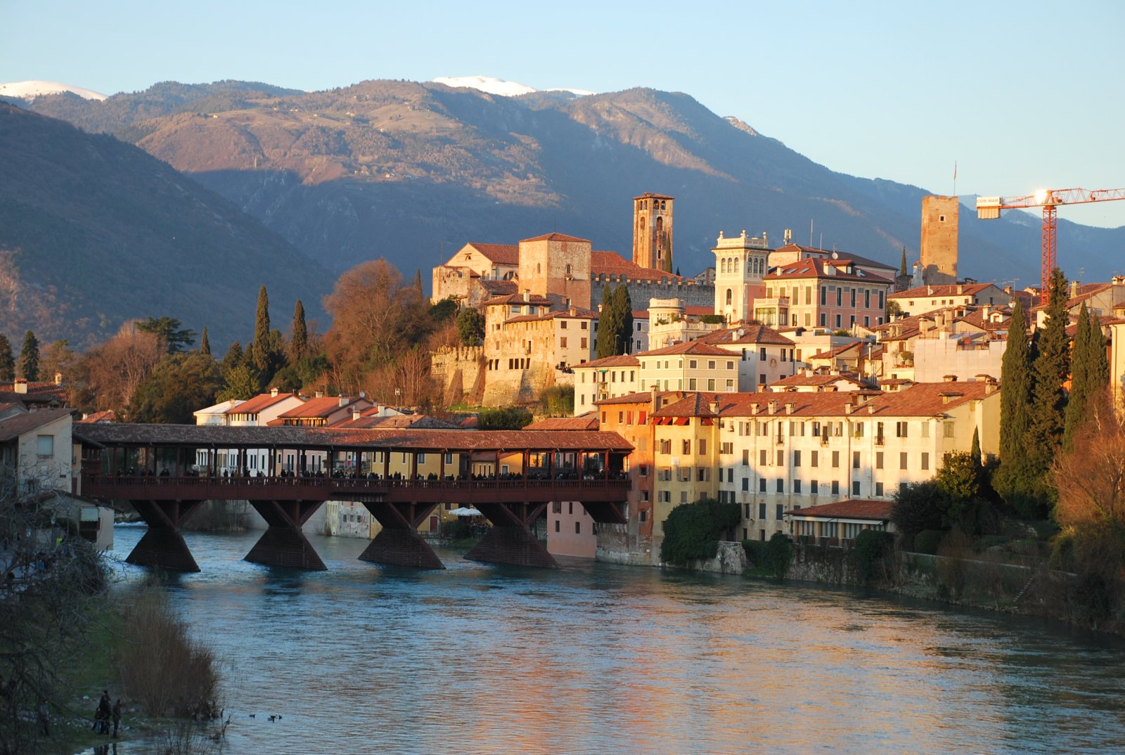Bassano del Grappa dan penutup 'jembatan tua' - Bassano del Grappa | Secret World Trip Planner