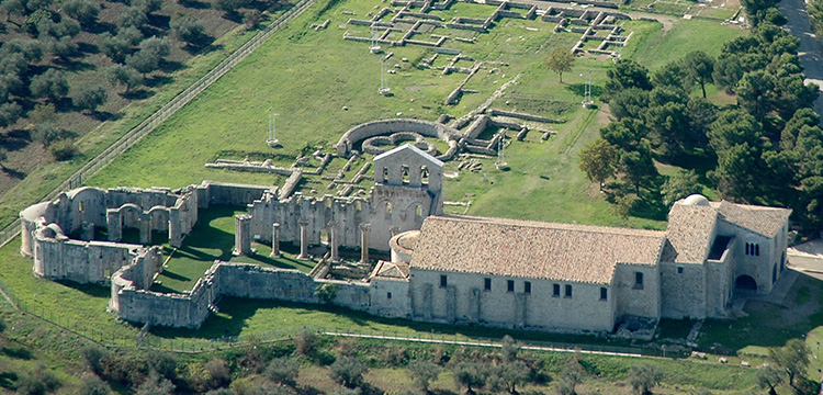 Abbaye de la Sainte Trinité de Venosa - Venosa | Secret World Trip Planner