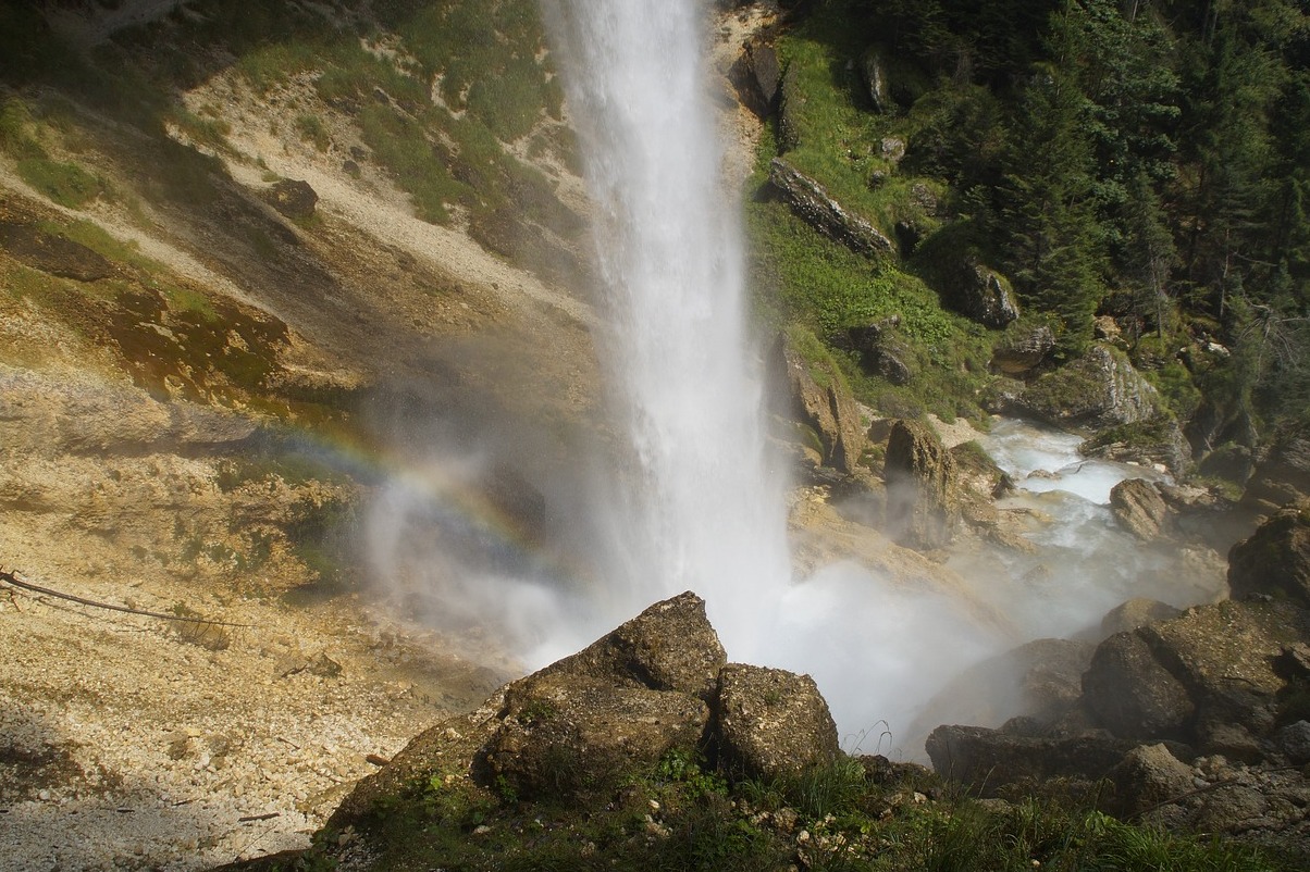 Alpes Juliennes | Cascade de Pericnik - 4281 Mojstrana | Secret World Trip Planner