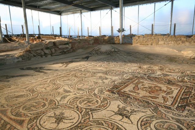 Die außergewöhnlichen römischen Mosaike des Domus del Mito - Sant'Angelo In Vado | Secret World Trip Planner