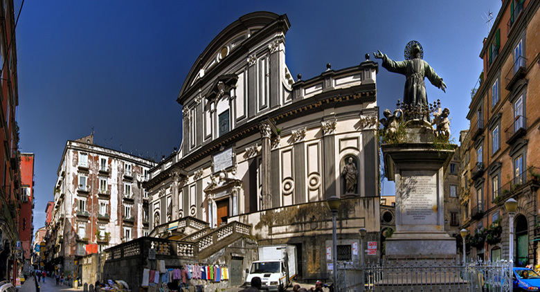 San Cajetan Square - Napoli | Secret World Trip Planner
