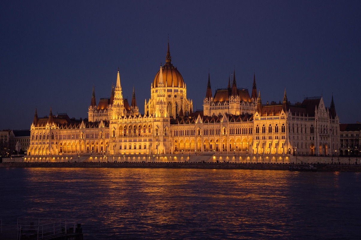The Parliament building of Hungary - Budapest | Secret World Trip Planner