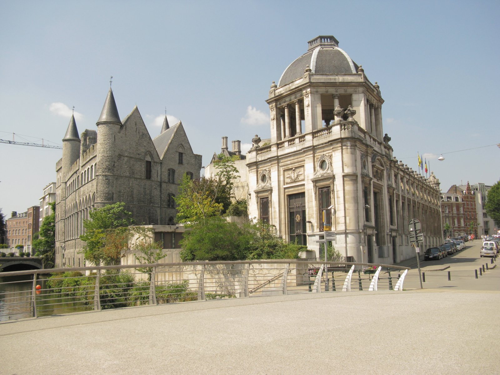 Geeraard la pierre du diable à Gand, Belgique - Gent | Secret World Trip Planner