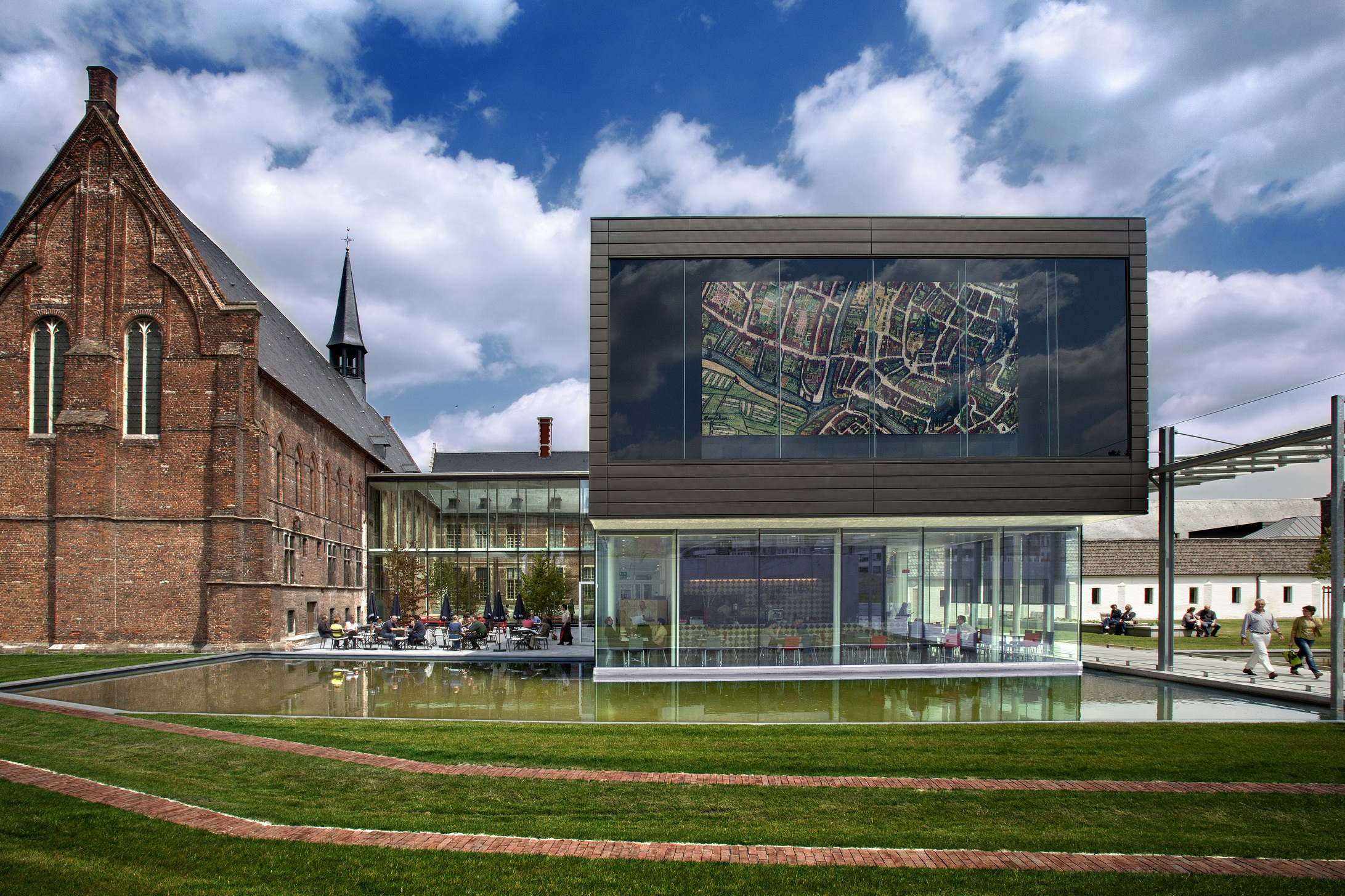 STAM's permanent exhibition in Ghent — Gent