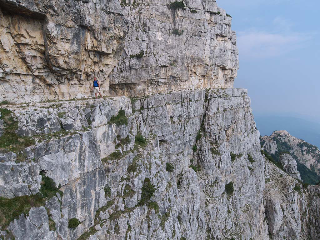 La fantastica Strada delle 52 gallerie al Pasubio - Posina | Secret World Trip Planner