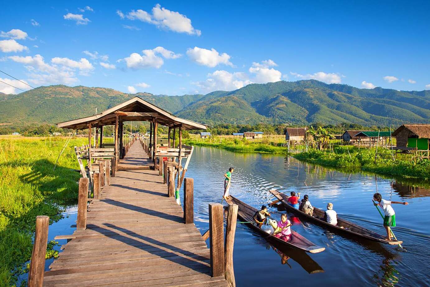 Le lac Inle, un endroit serein et pittoresque — Lago Inle