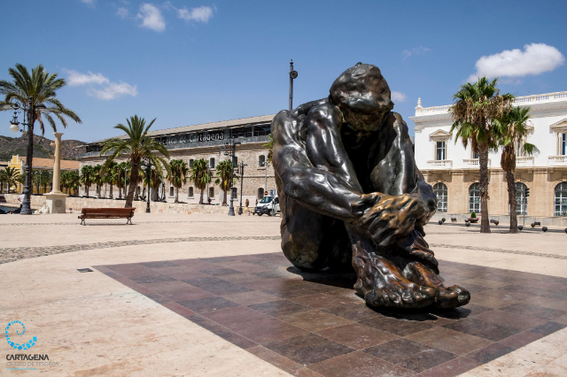 Sculpture El Zulo - Cartagena | Secret World Trip Planner