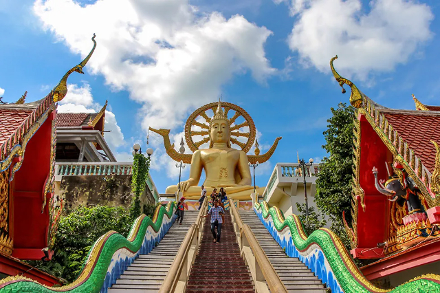 Wat Phra Yai (Big Buddha Temple) - Ko Samui District | Secret World Trip Planner