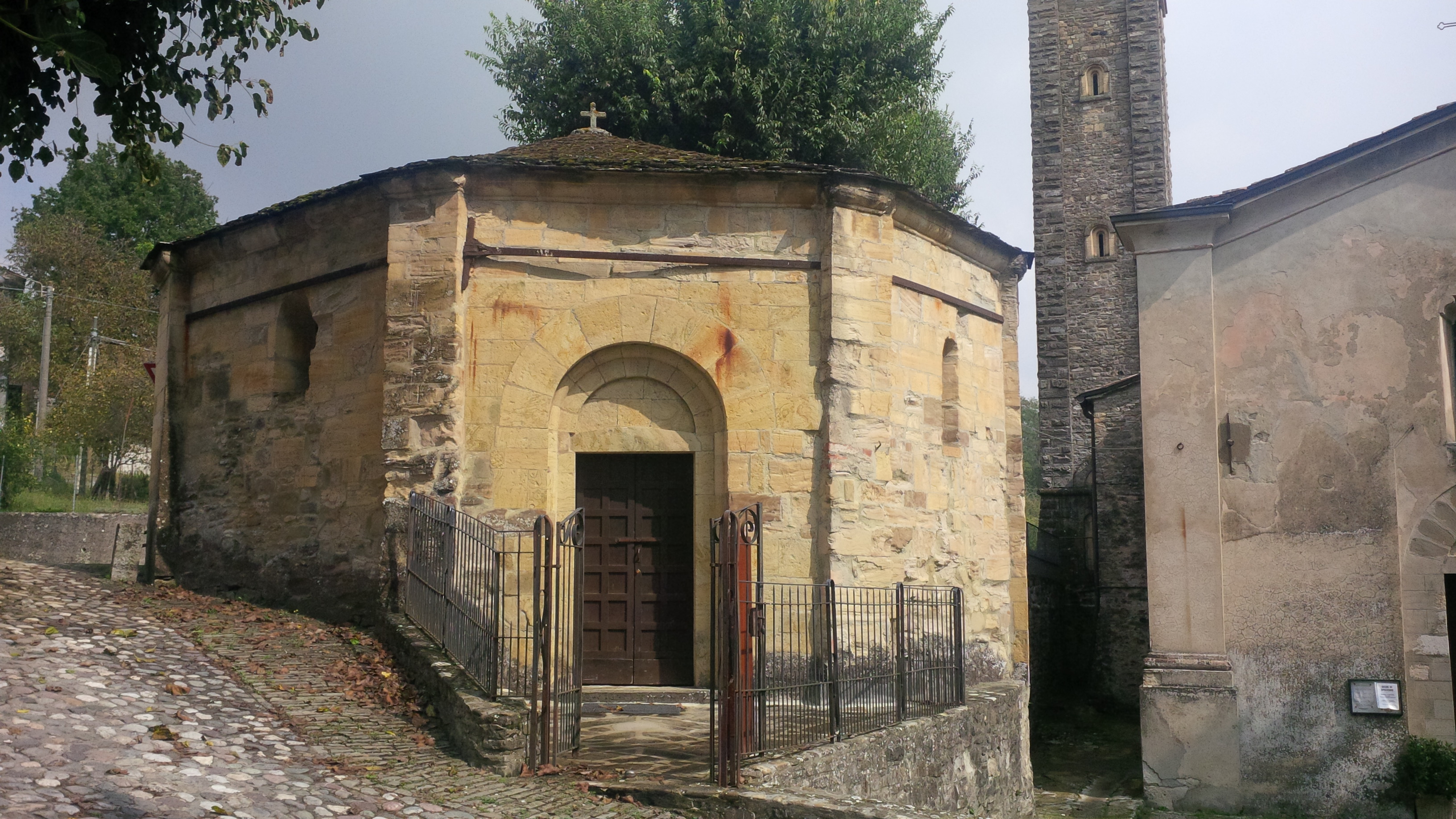 Pieve di Serravalle - Varano de' Melegari | Secret World Trip Planner