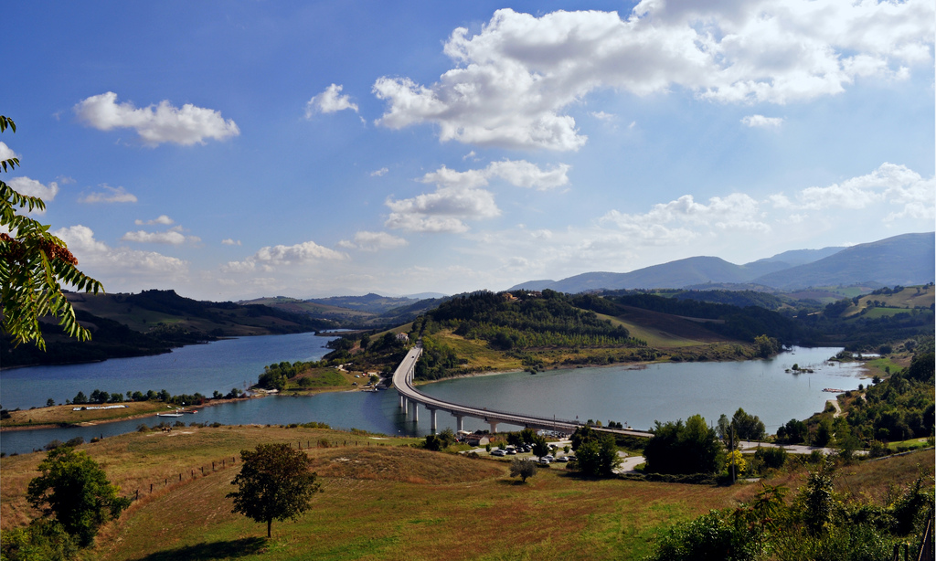 Lac Cingoli - Lago di Cingoli | Secret World Trip Planner