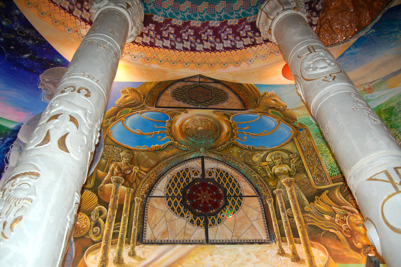 Die Tempel der Menschlichkeit von Damanhur - Vidracco | Secret World Trip Planner