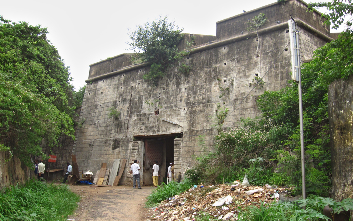 Mumbai : St. George Fort — Mumbai
