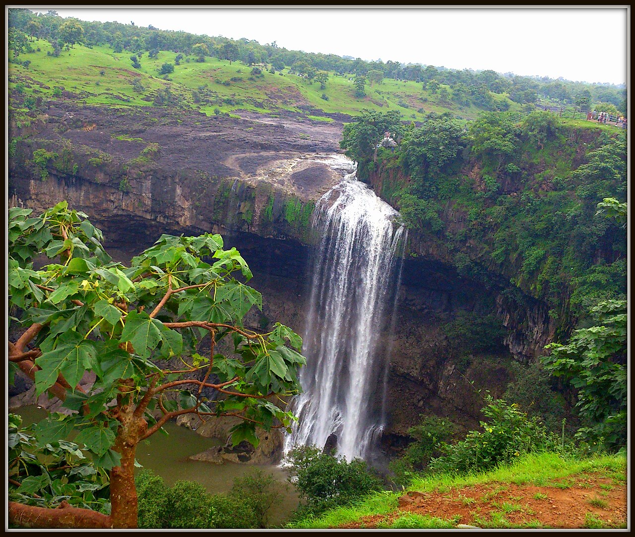 Tincha Falls - Berchha | Secret World Trip Planner