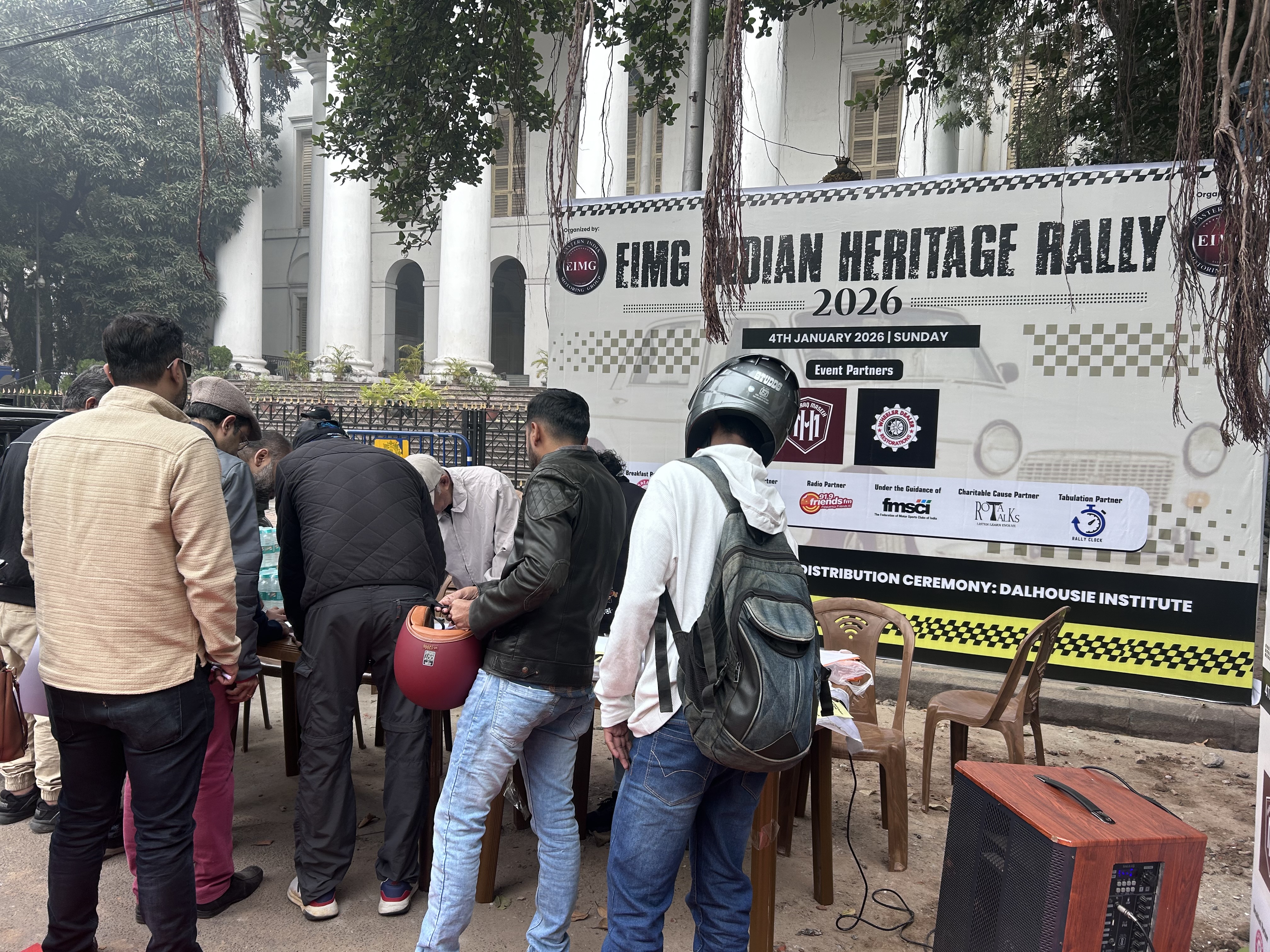 Calcutta High Court - den äldsta High Court i Indien. - Kolkata | Secret World Trip Planner