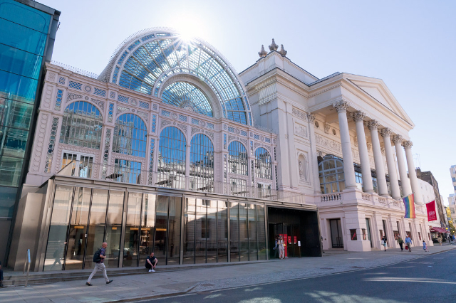 Royal Opera House - Bow St | Secret World Trip Planner