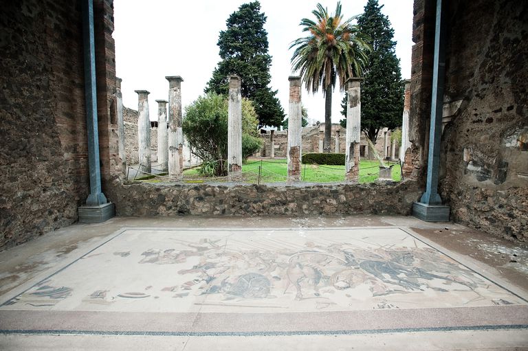 파운 하우스 - Pompei | Secret World Trip Planner