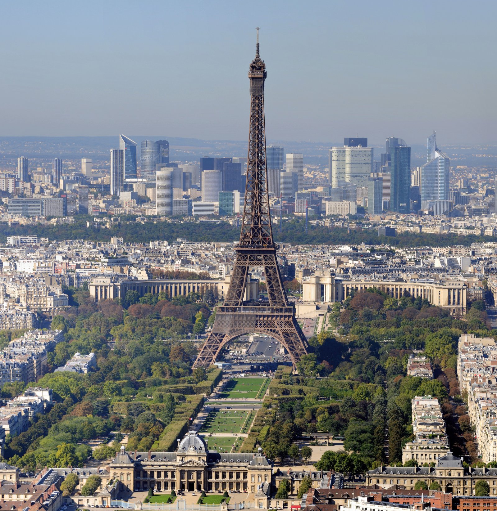 برج ايفل / شقة غوستاف ايفل الخاصة - Paris | Secret World Trip Planner