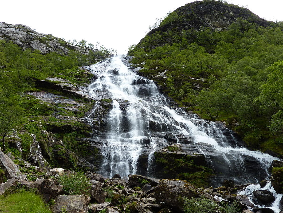 Écosse : la spectaculaire chute d'eau de Steall à Glen Nevis — Old Military Rd