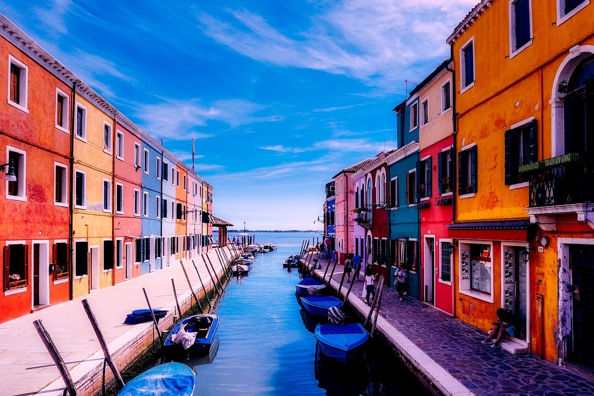 Burano: najfarebnejšia dedina na svete! - Venezia | Secret World Trip Planner