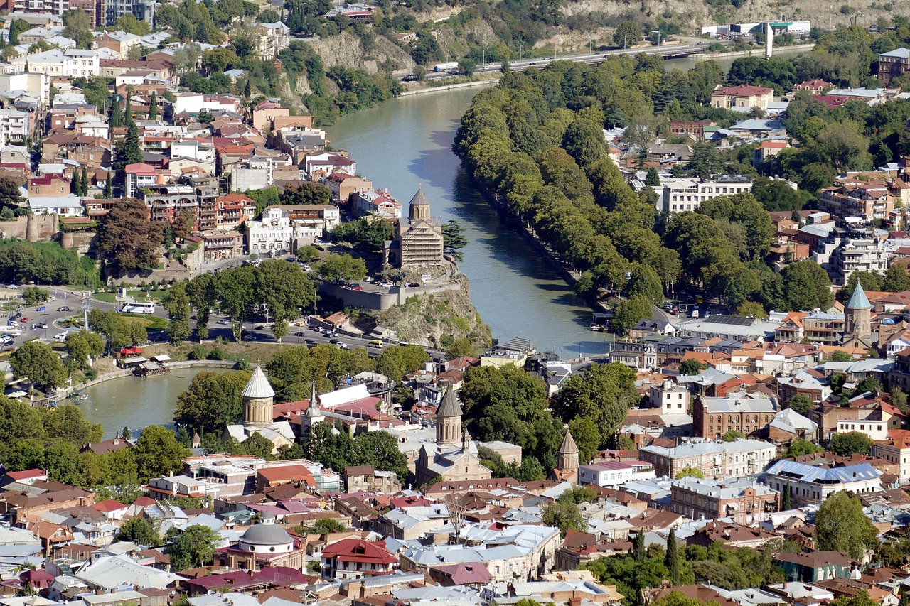 La cathédrale de la Sainte Trinité de Tbilissi ( Sameba ) - Tbilisi | Secret World Trip Planner