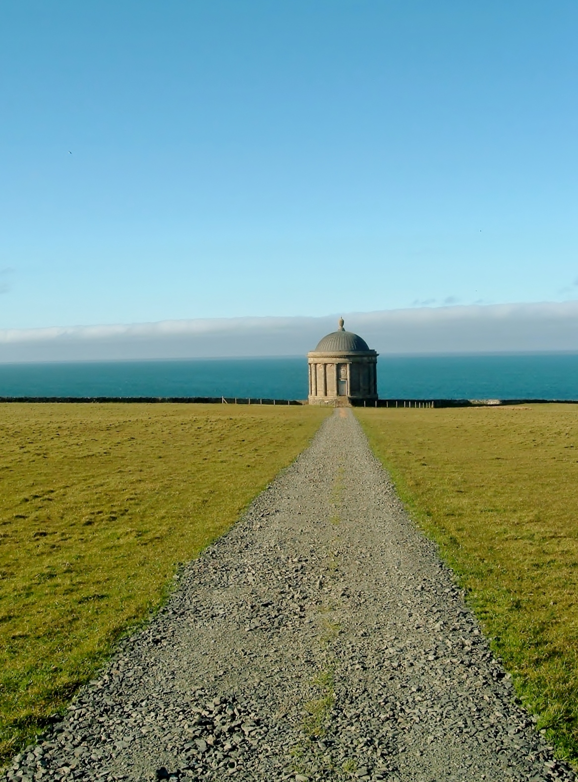 Le temple et les jardins de Mussenden - Seacoast Rd | Secret World Trip Planner