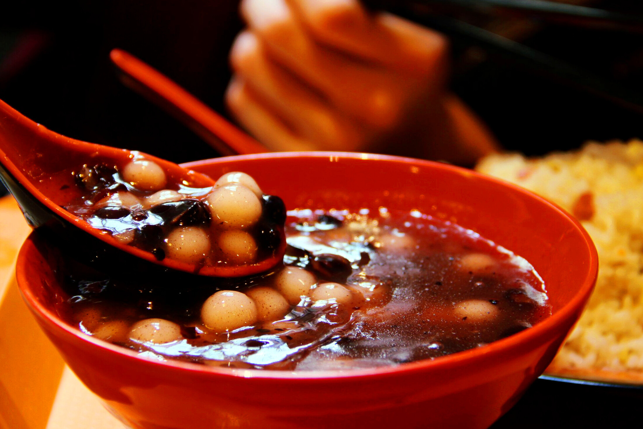 Boulettes dans une soupe aux haricots rouges — Nanchino