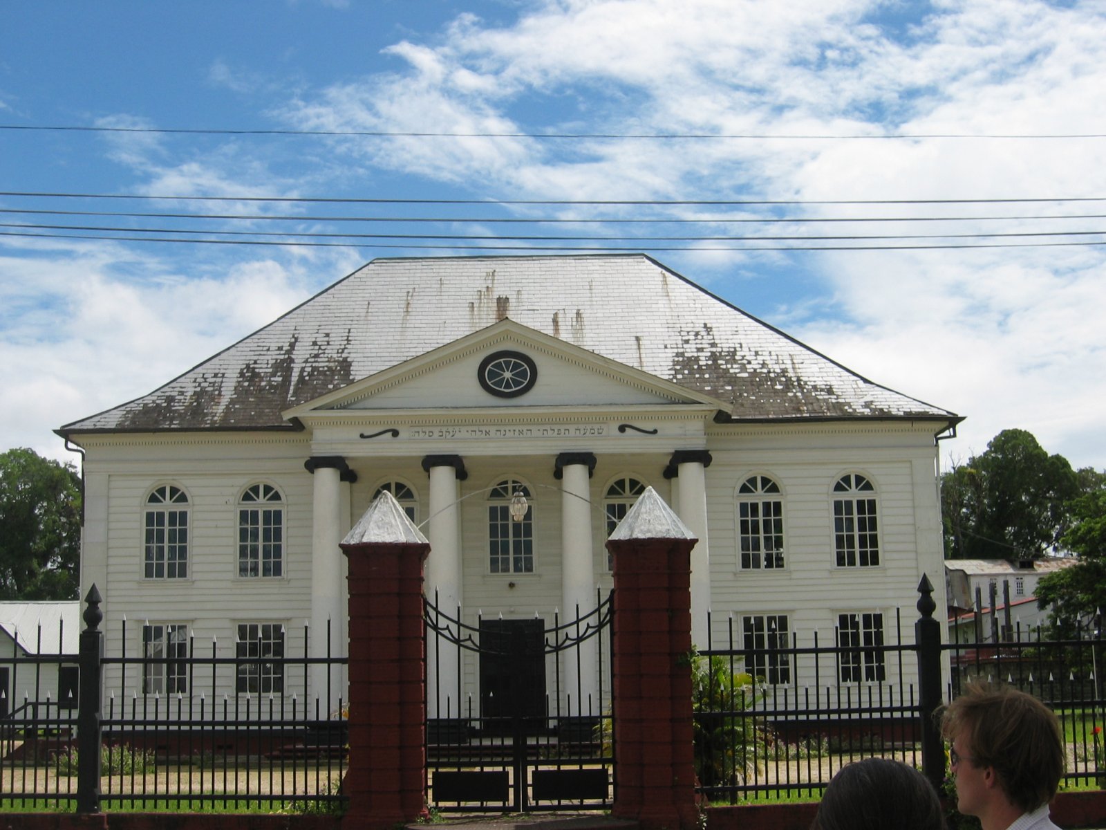 La synagogue Neveh Shalom - Paramaribo | Secret World Trip Planner