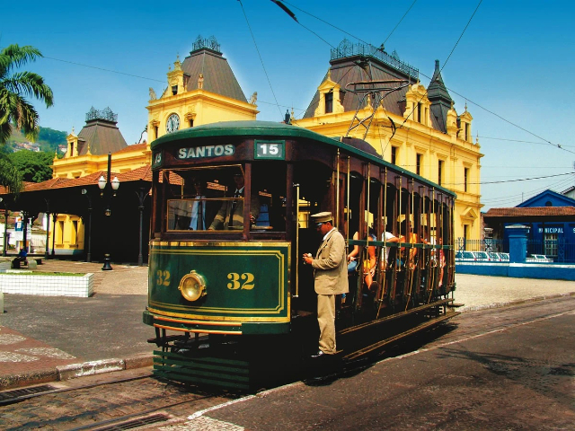 Die touristische Straßenbahn — Santos - SP