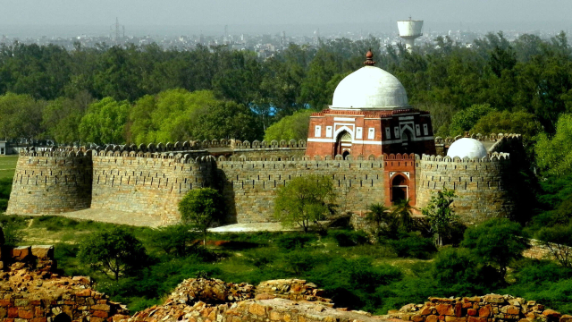 Tughlaqabad Baoli : un joyau caché à Delhi - New Delhi | Secret World Trip Planner