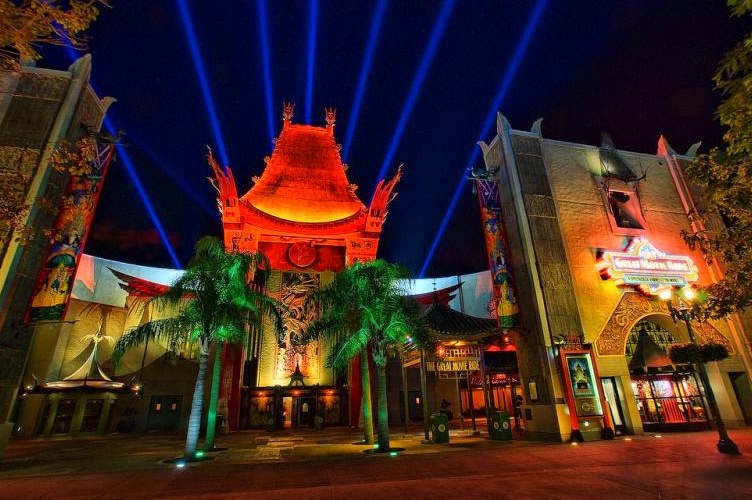 以下の強調表示の中で、中国演劇として知られるTCLチャイニ - Los Angeles | Secret World Trip Planner