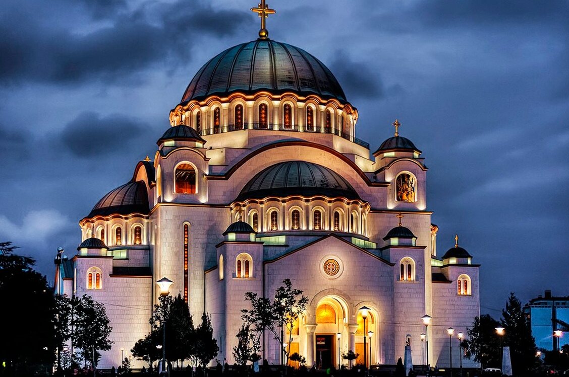 Beograd - L'imposant dôme du temple de St Sava — Beograd