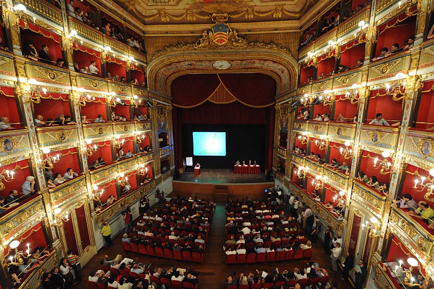 Giuseppe Verdi Amharclann - Salerno | Secret World Trip Planner