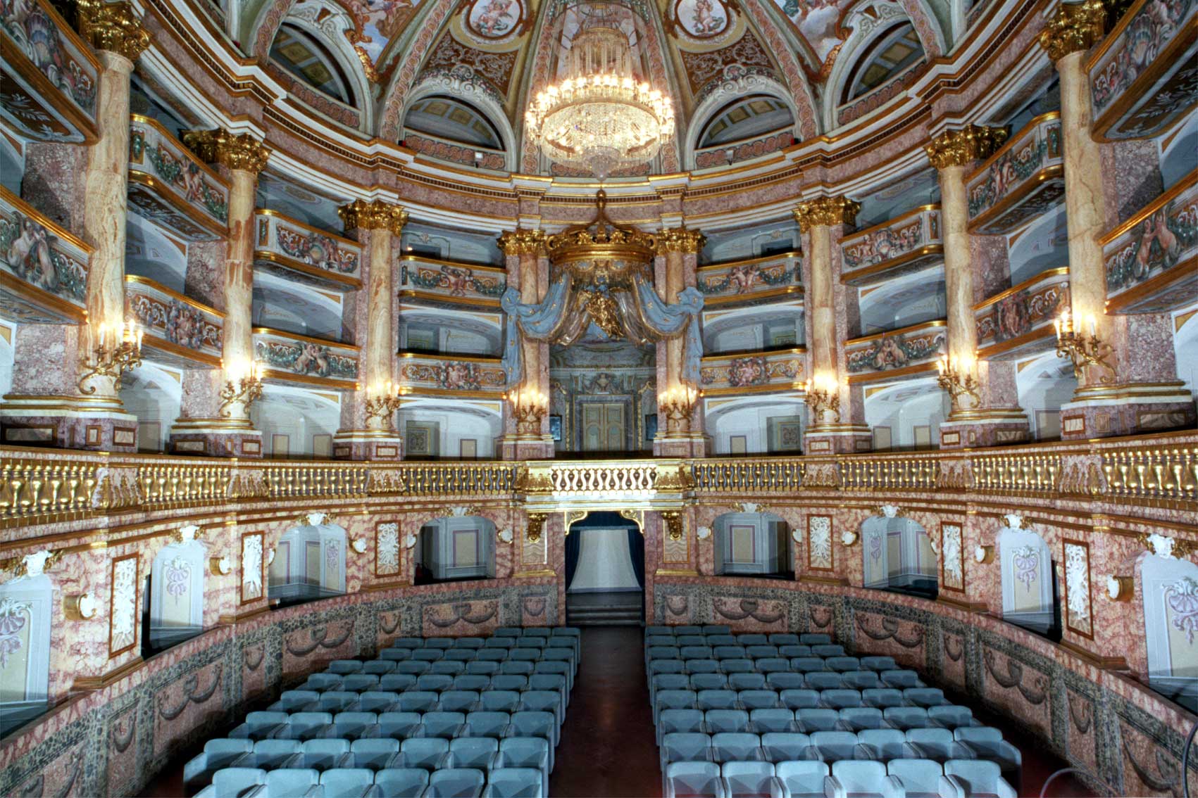 Ikulu ya kifalme ya Caserta - Provincia di Caserta | Secret World Trip Planner