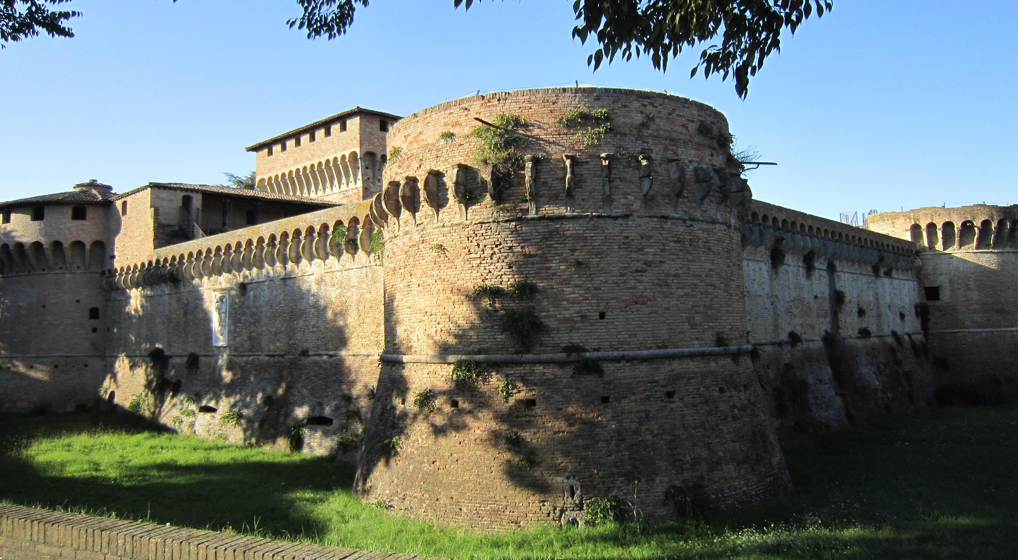 Rocca di Ravaldino / Forlì - Forlì | Secret World Trip Planner