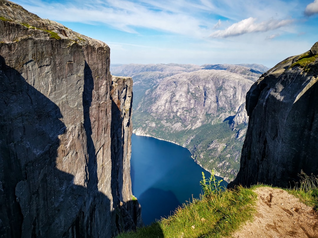 Kjeragbolte A Rock In Norway - Kjeragbolten | Secret World Trip Planner