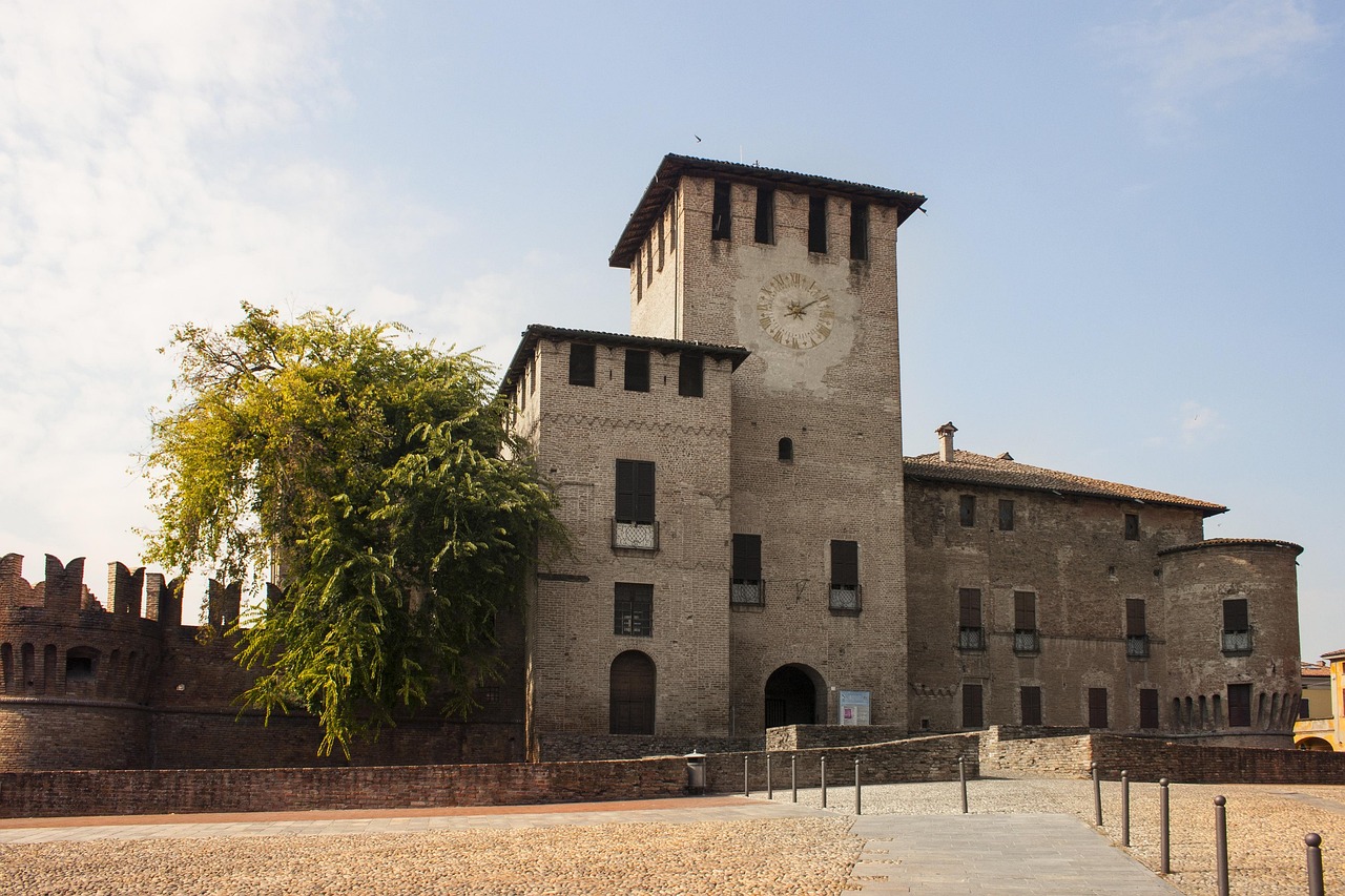 Fontanellato, un des villages les plus célèbres de la basse vallée du Pô. - Fontanellato | Secret World Trip Planner