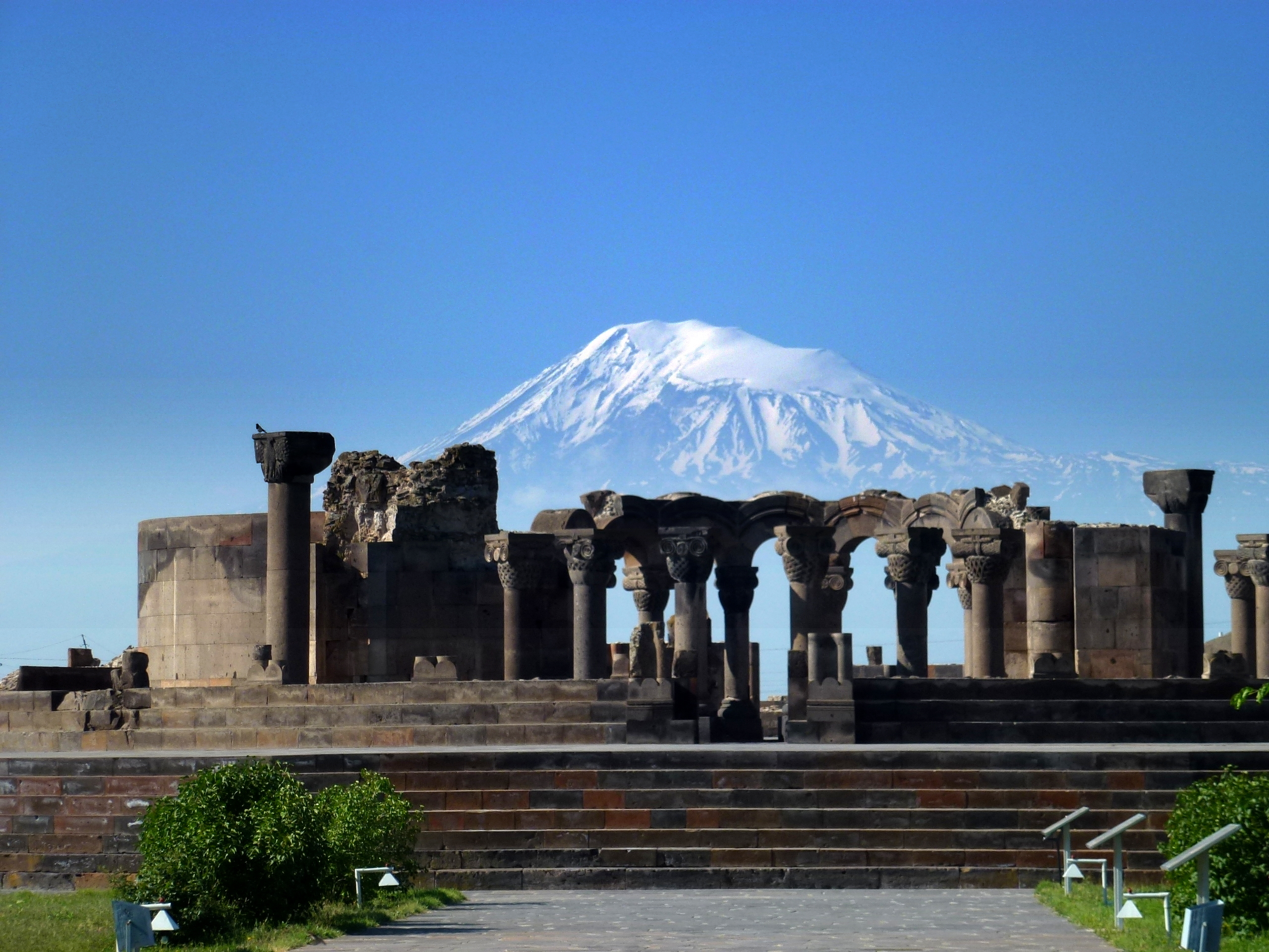 Cathédrale de Zvartnots — Echmiadzin