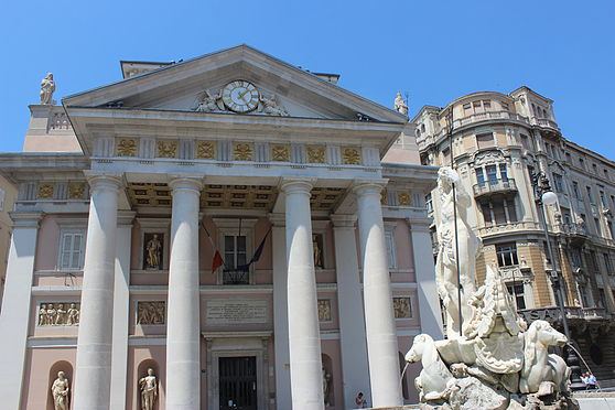 Palast der Alten Börse - Trieste | Secret World Trip Planner