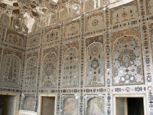 Sheesh Mahal: Il Palazzo degli Specchi - Patiala | Secret World Trip Planner