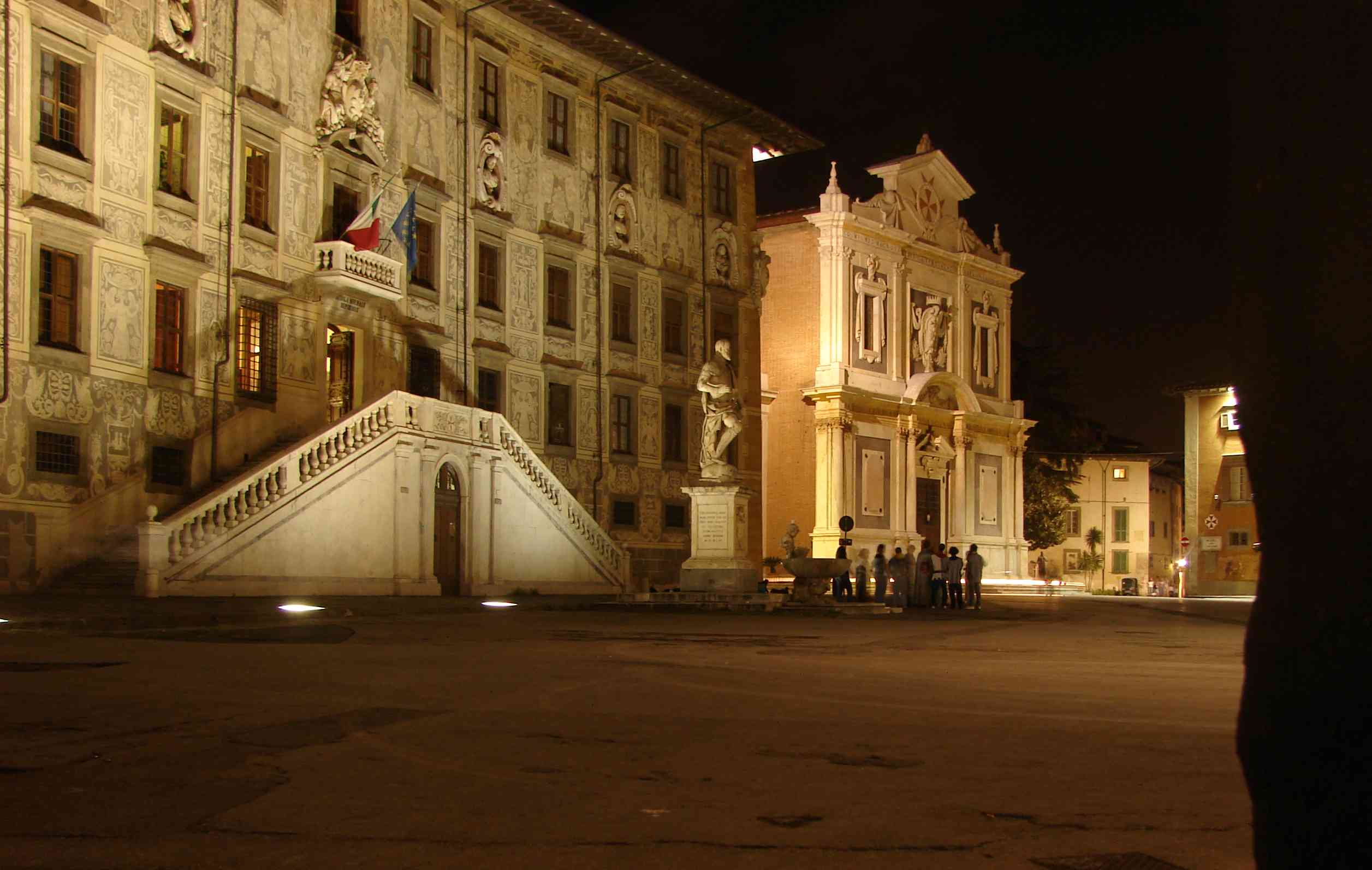 Piazza Dei Cavalieri  - Pisa | Secret World Trip Planner