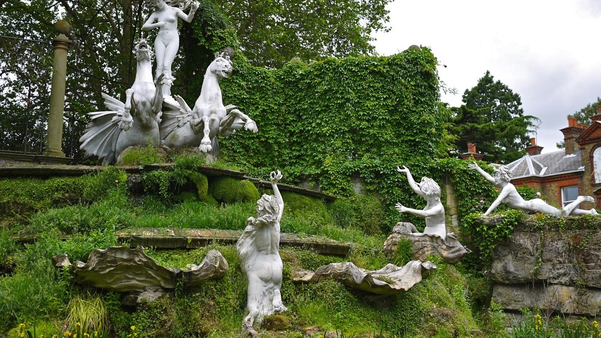 Itu York Rumah Nudes - Twickenham | Secret World Trip Planner